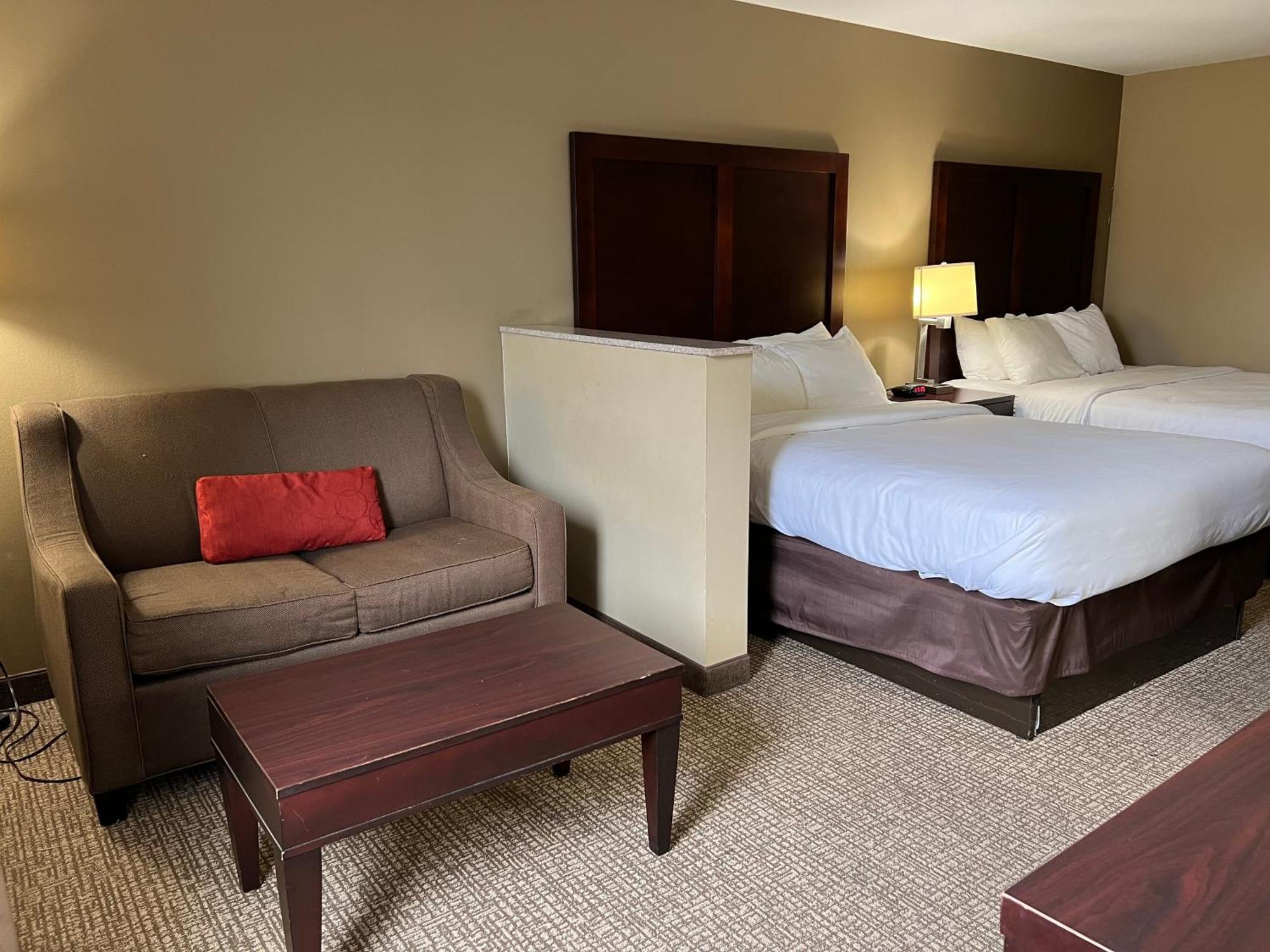 Days Inn & Suites By Wyndham Manheim Lebanon Exterior foto